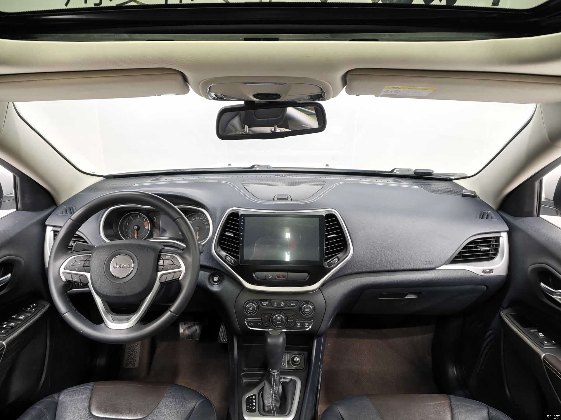 Jeep Cherokee, 2017 10