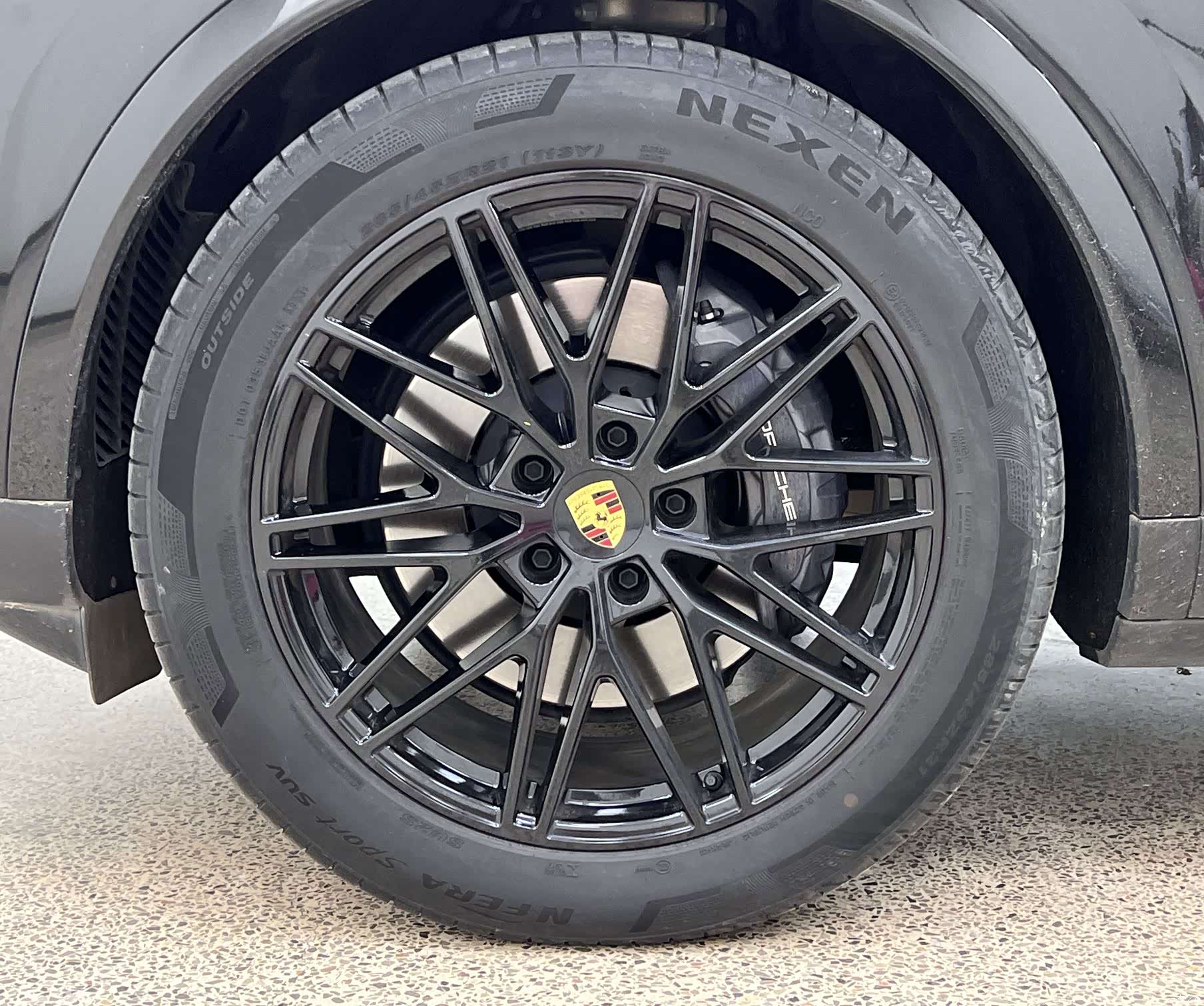 Porsche Cayenne, 2024 11