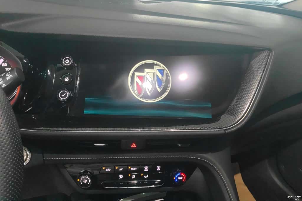 Buick Envision, 2023 13