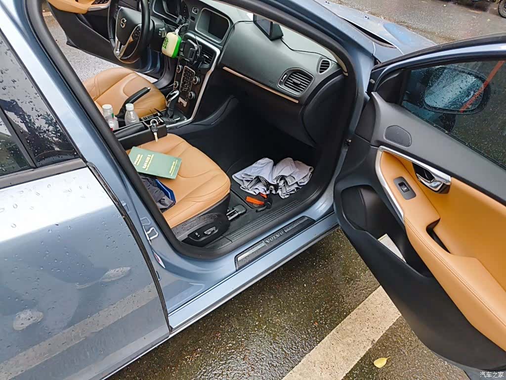Volvo V40, 2019 20