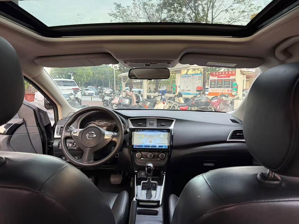Nissan Xuan Yi