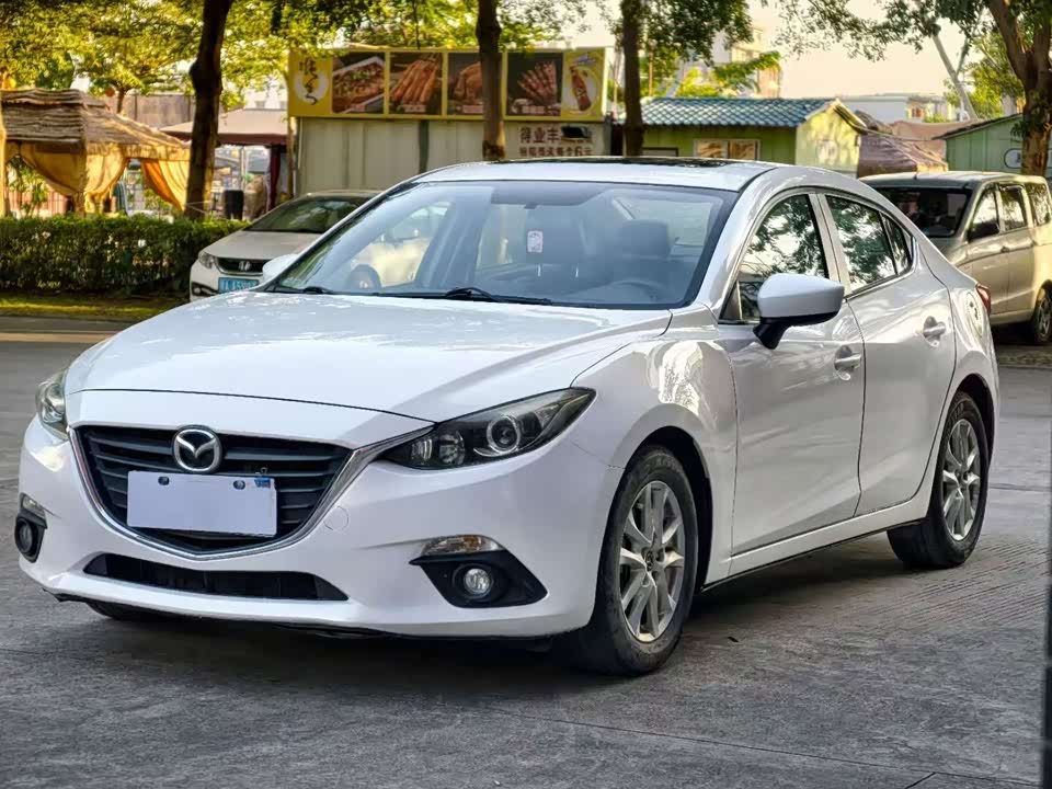 Mazda 3 Angkesaila