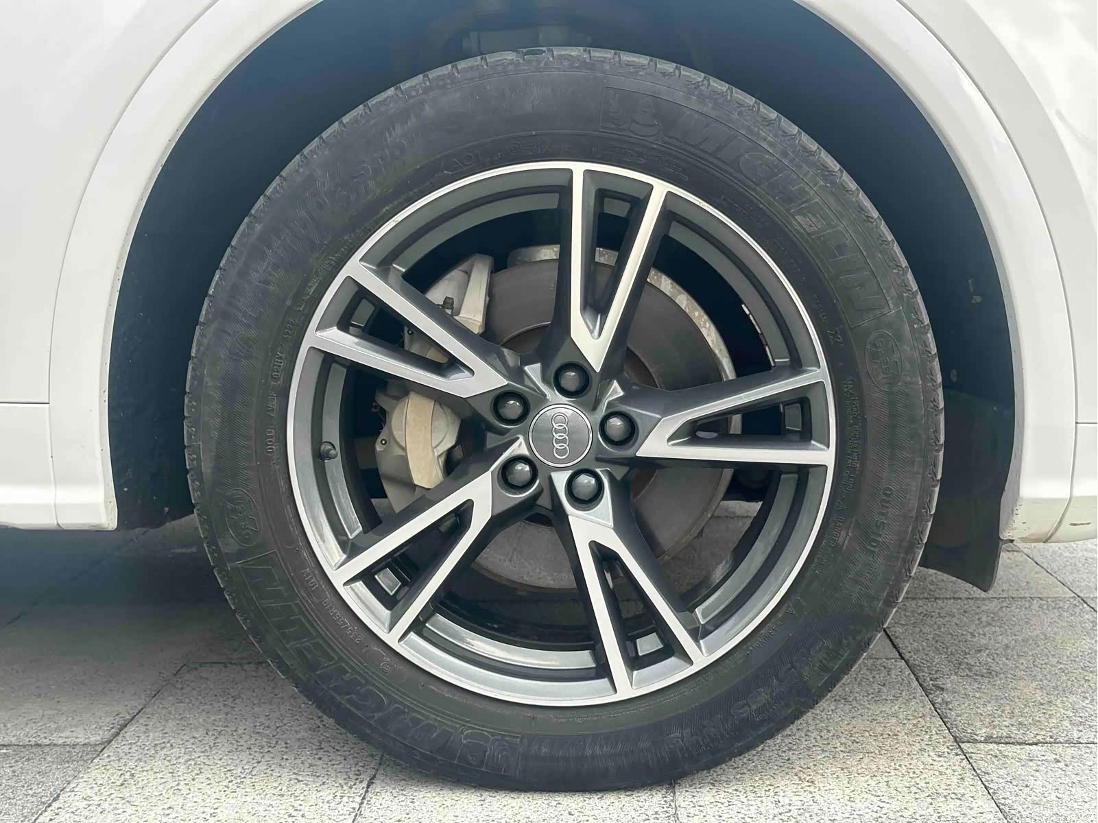Audi Q5L, 2018 16