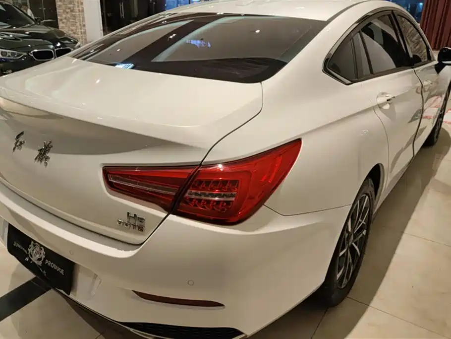 Hongqi H5