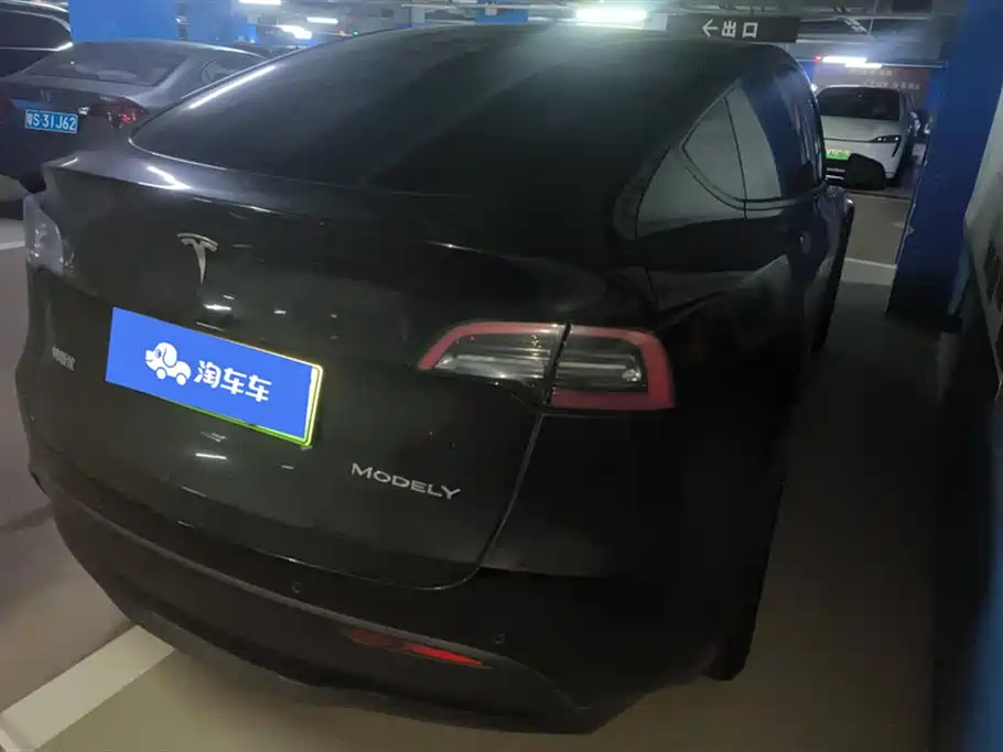 Tesla Model Y Tesla Model Y