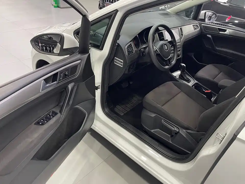 Volkswagen Golf*Jiayu