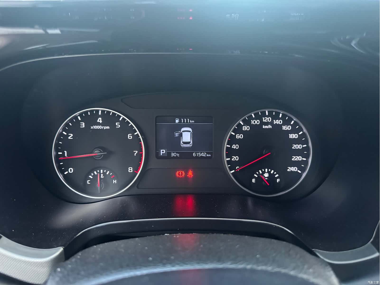Kia KX3, 2020 11
