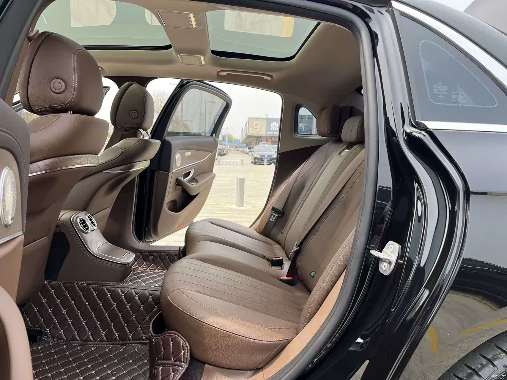 Mercedes-Benz E-Class, 2021 16