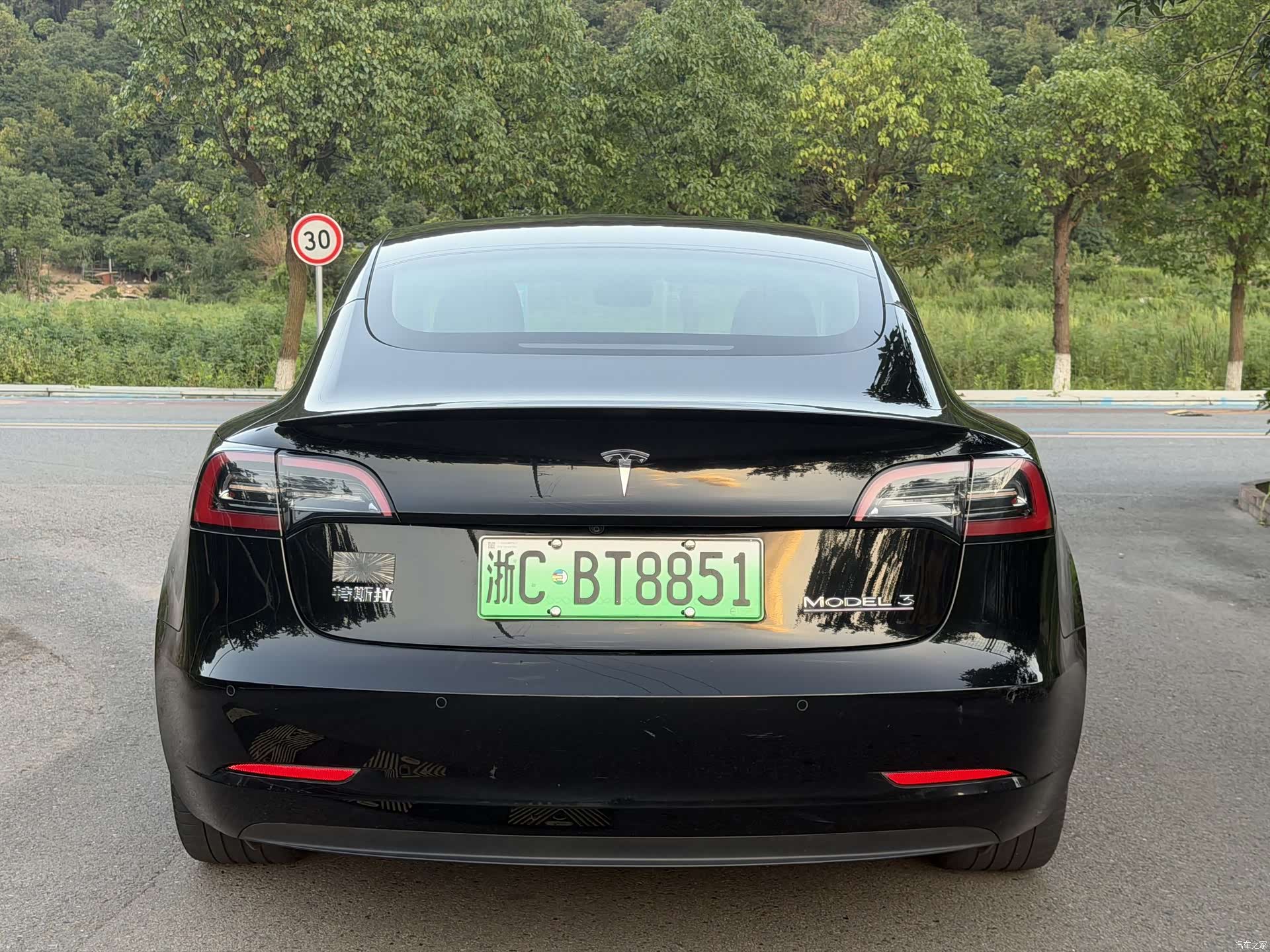 Tesla Model 3, 2022 6