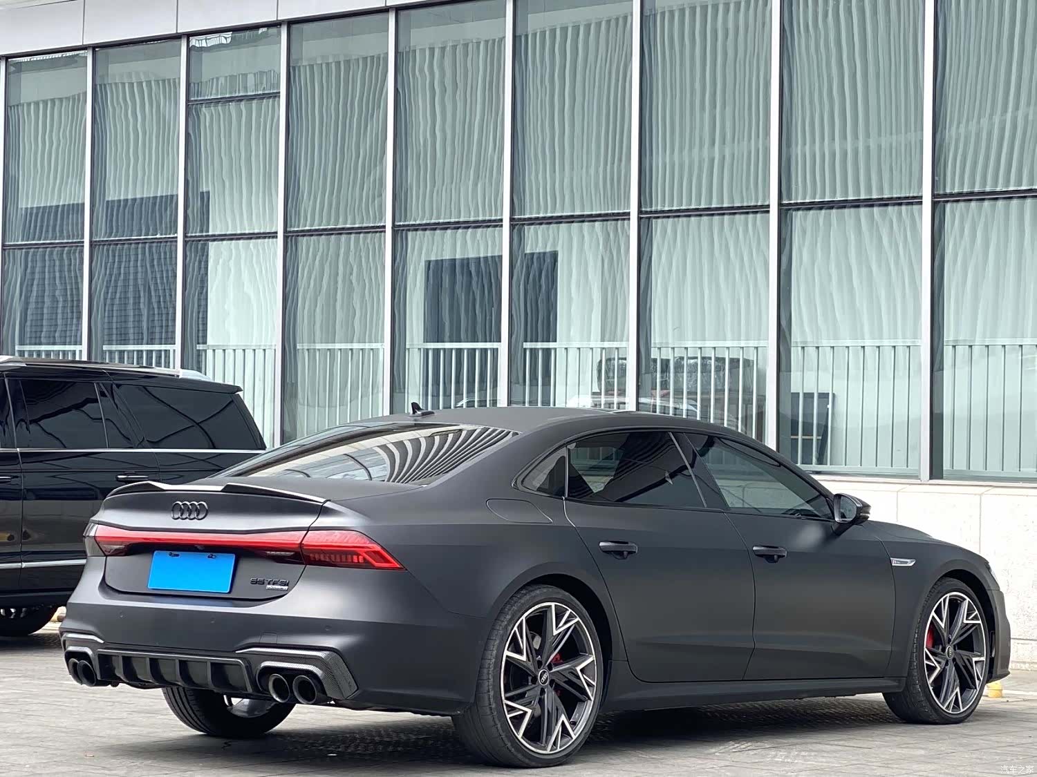 Audi A7L, 2023 7