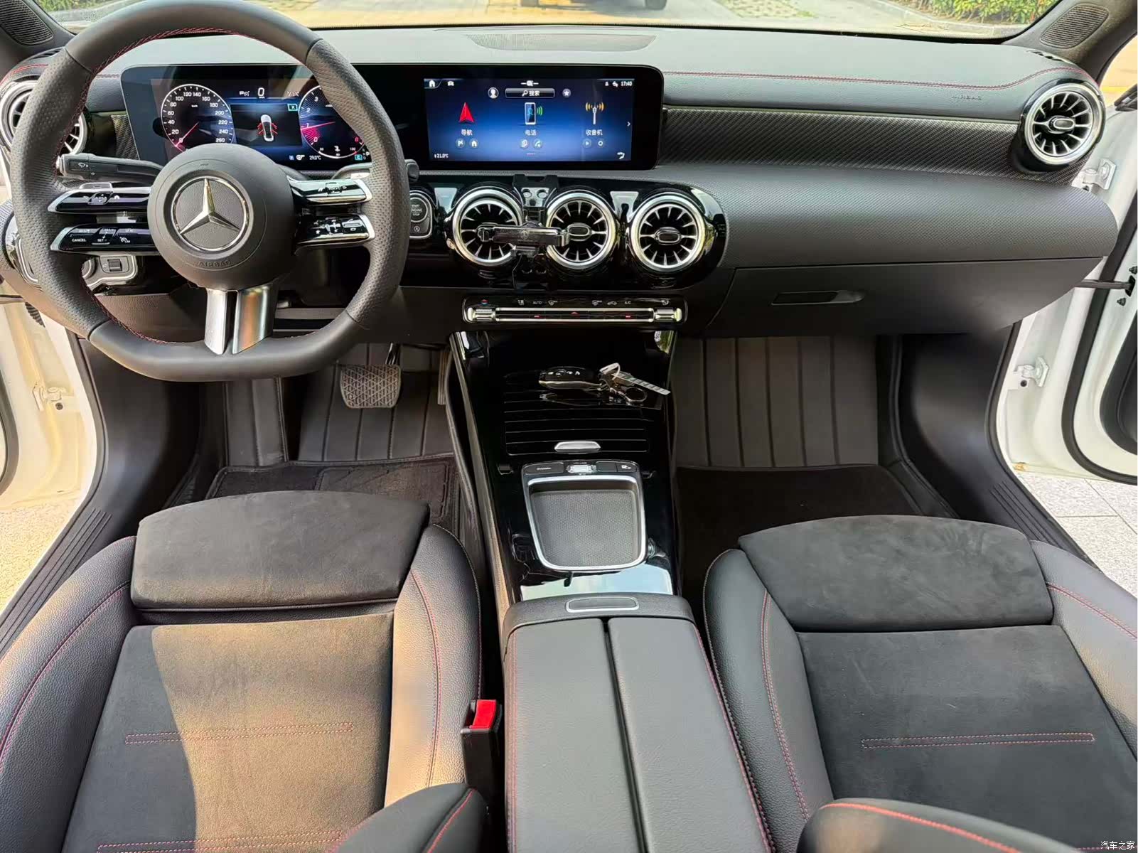 Mercedes-Benz A-Class, 2025 все фото