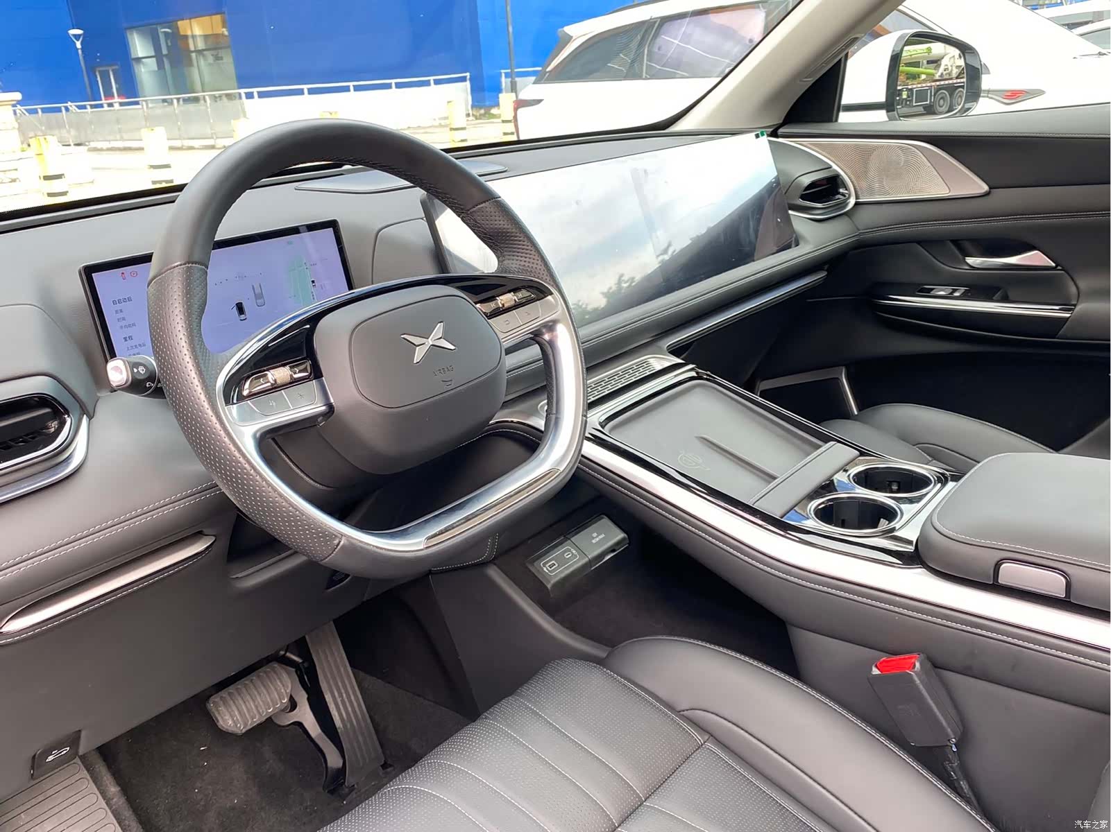 Xpeng G9, 2023 4