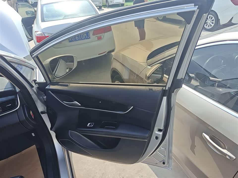 BYD Song MAX BYD Song MAX