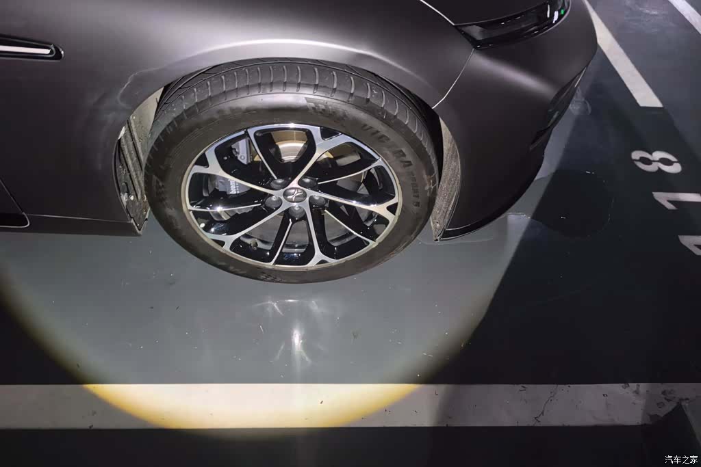 Xpeng P7, 2021 6