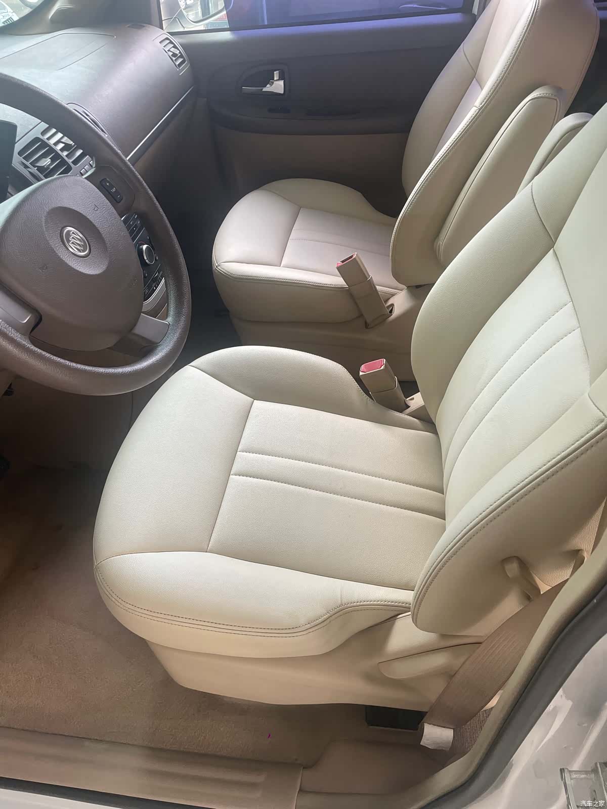 Buick GL8, 2017 7