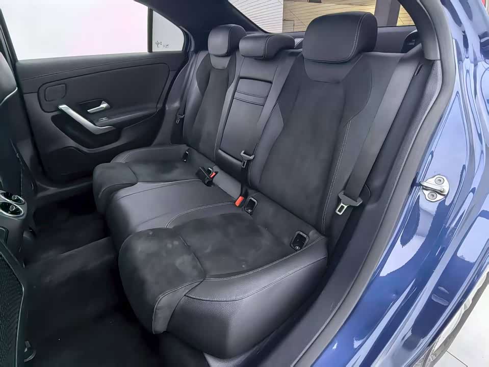 Mercedes-Benz Class A Mercedes-Benz Class A