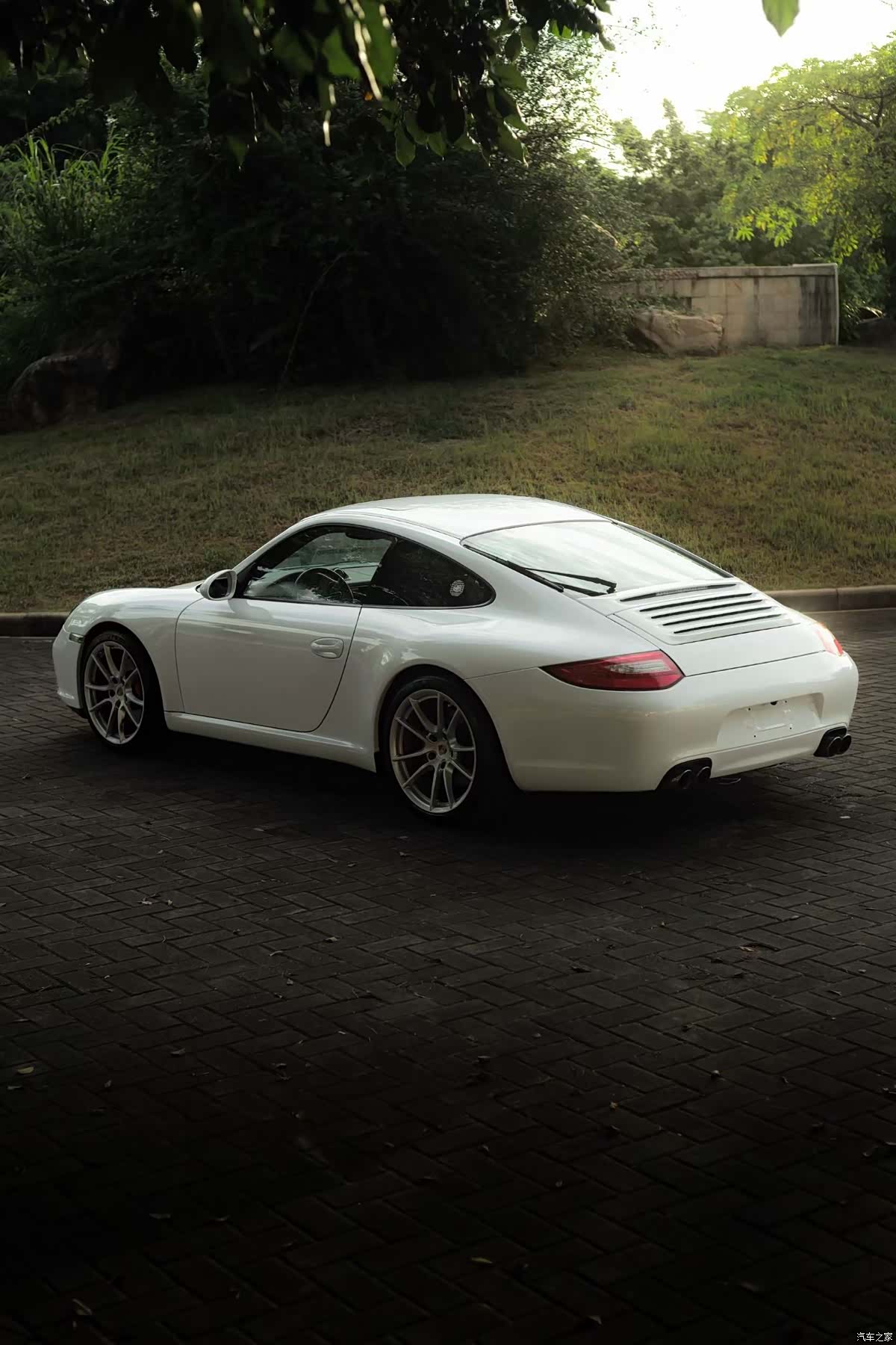 Porsche 911, 2011 4