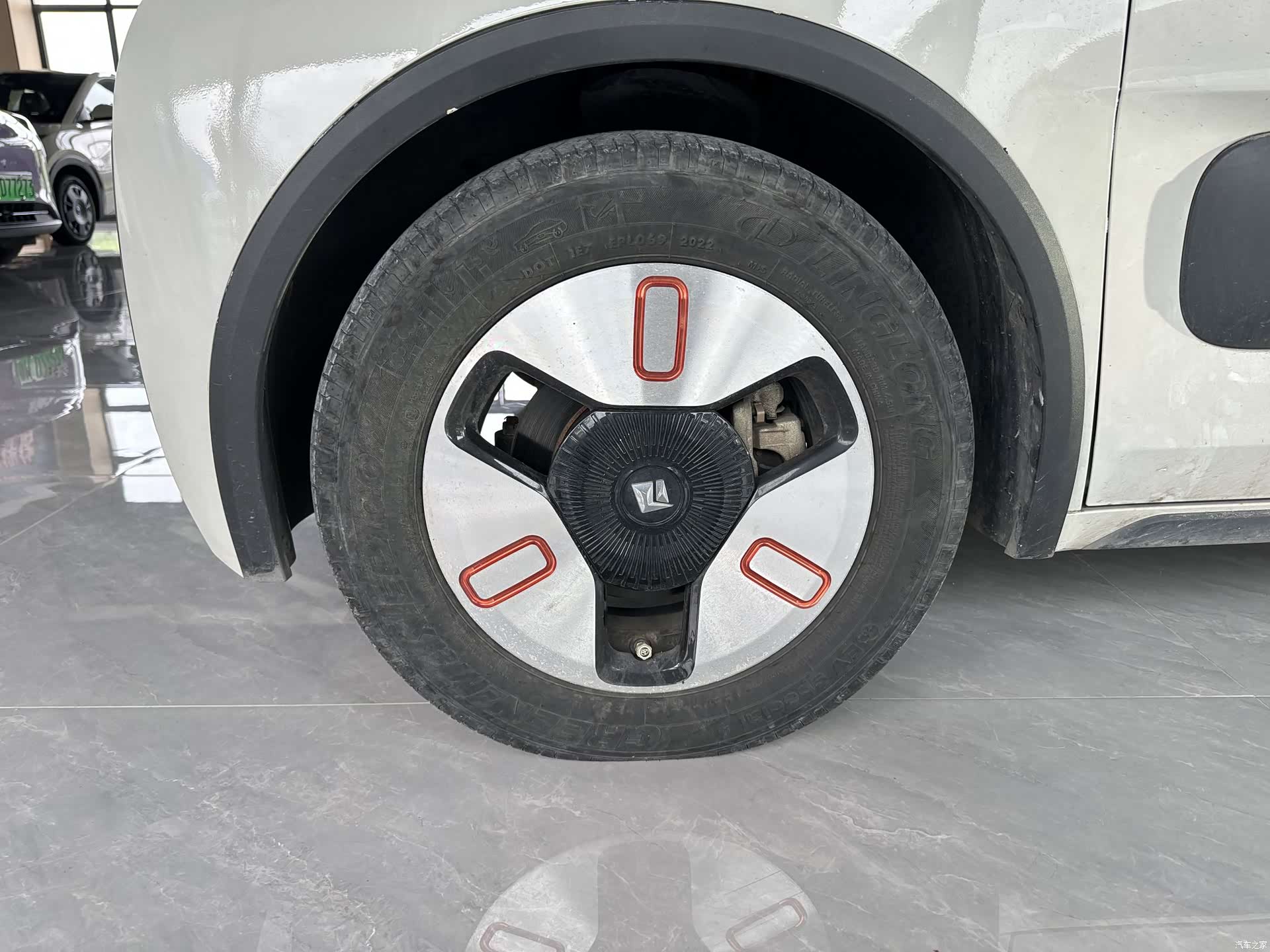 Wuling KiWi, 2022 11
