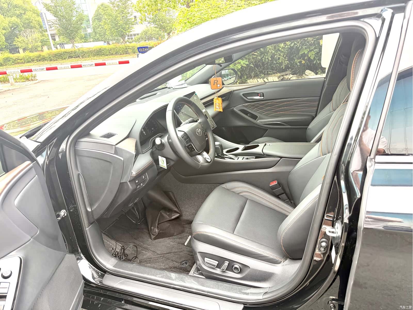 Toyota Avalon, 2025 8