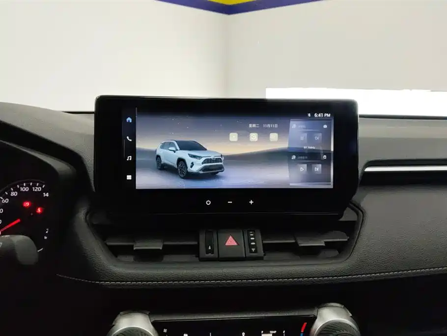 Toyota RAV4 Rongfang