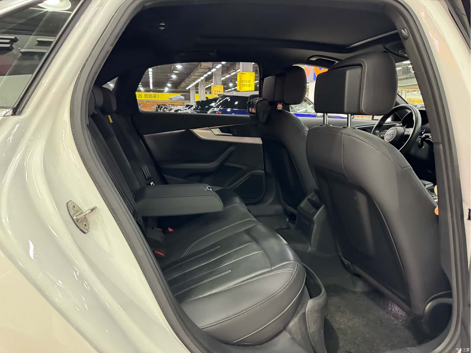 Audi A4L, 2021 9
