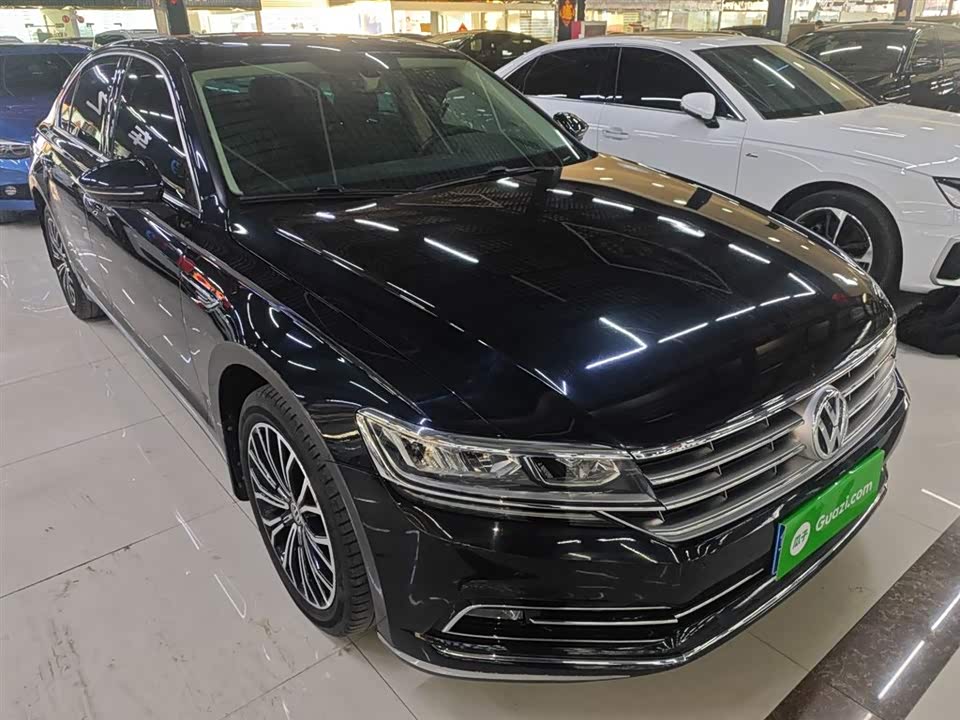 Volkswagen Huiang