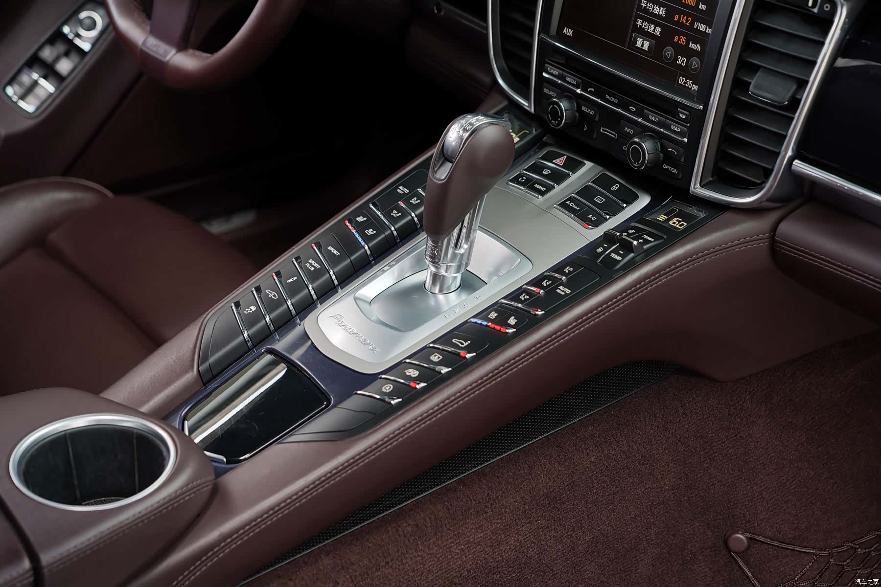 Porsche Panamera, 2012 30