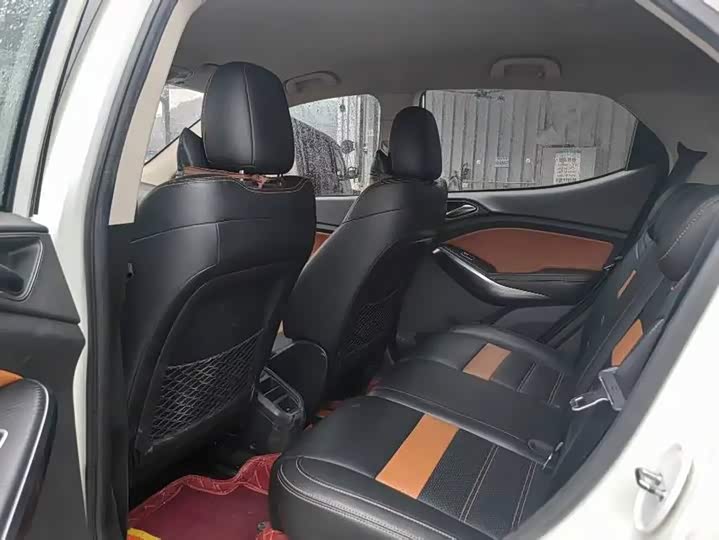 BYD Yuan 2016 1.5L МКПП Люкс