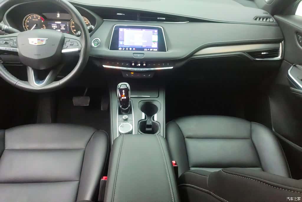 Cadillac XT4, 2022 16