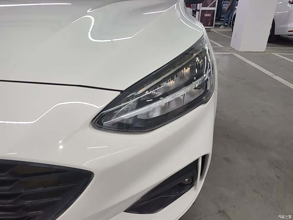 Ford Focus, 2021 24