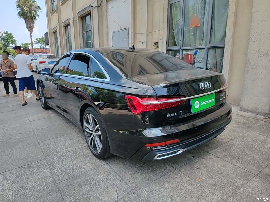 Audi A6L, 2019 все фото