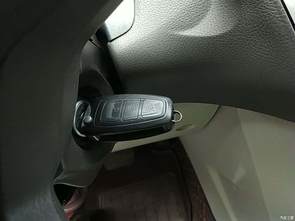 Ford Focus, 2015 9