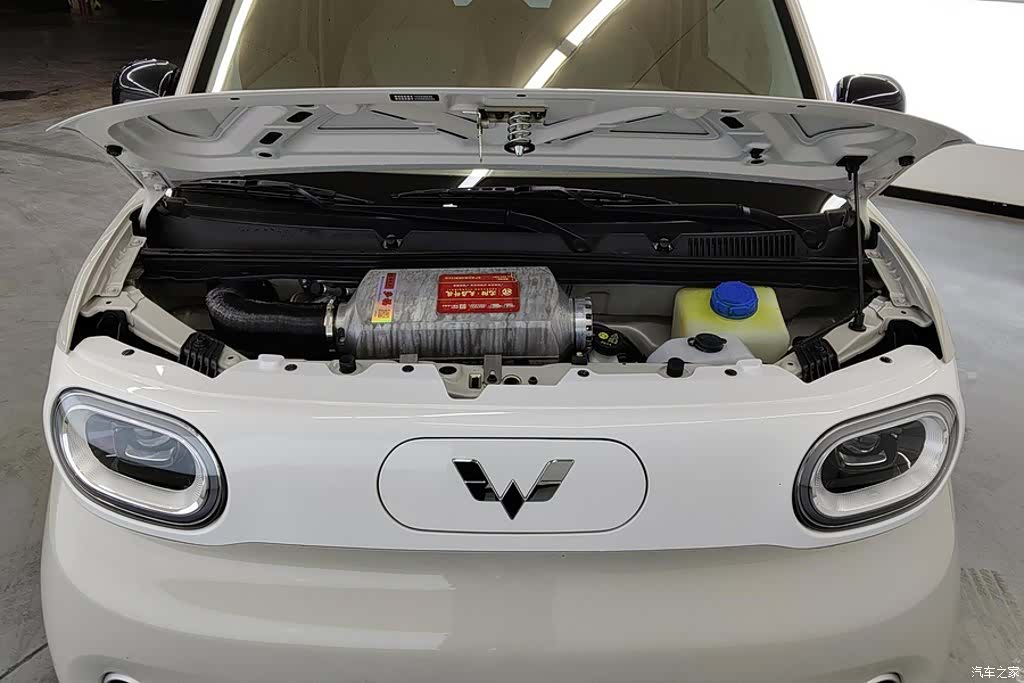 Wuling MINIEV, 2025 10