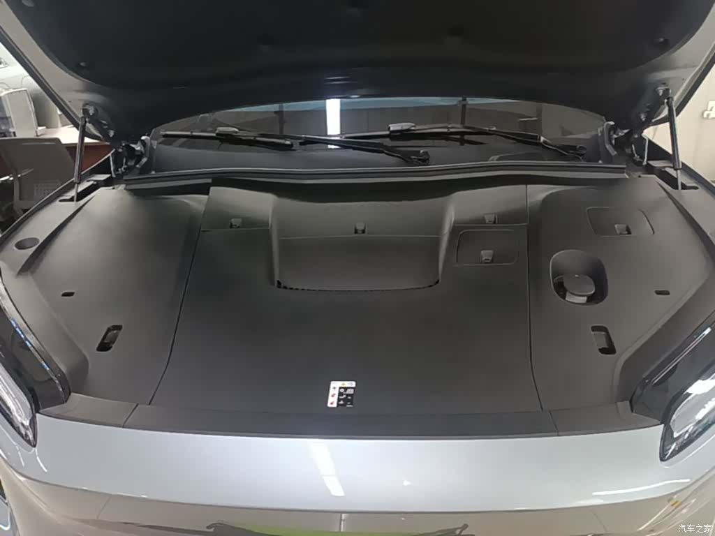 NIO ES6, 2025 20