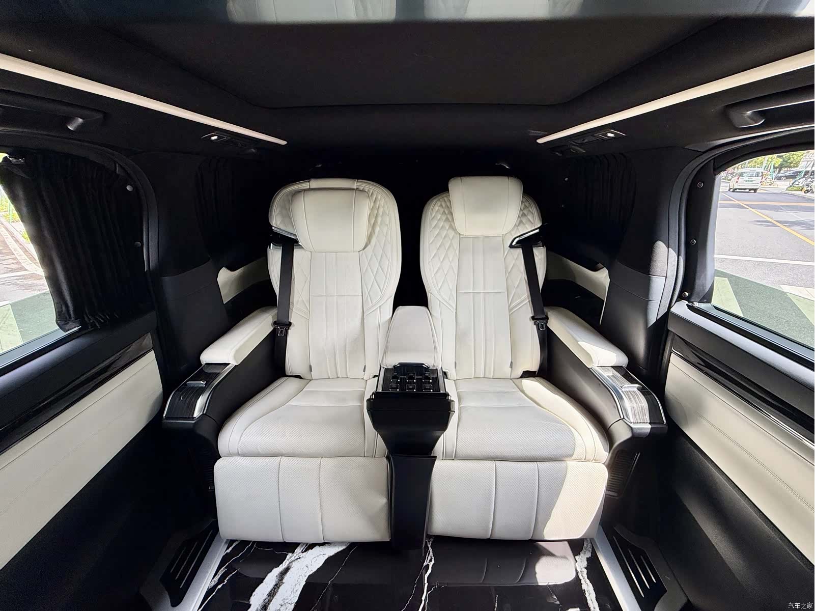 Toyota Alphard, 2015 9