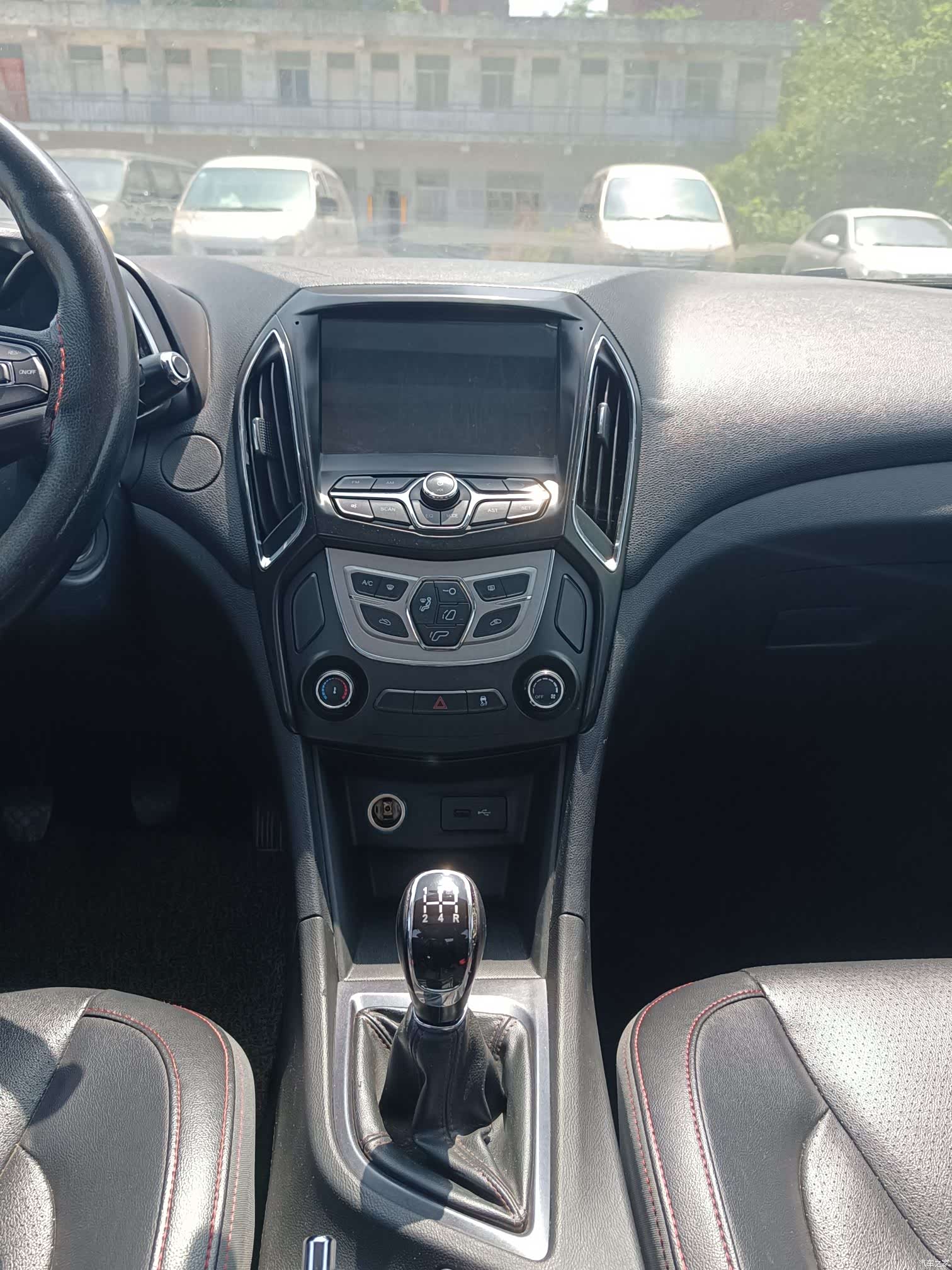 Chery 5, 2017 13