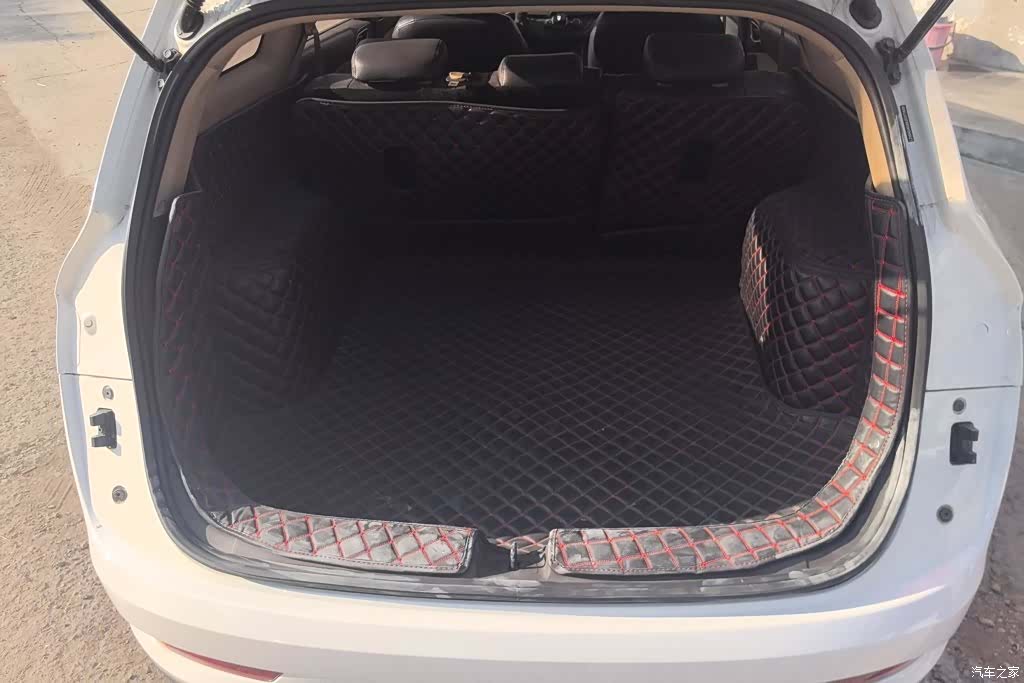 Wuling 310W, 2018 4