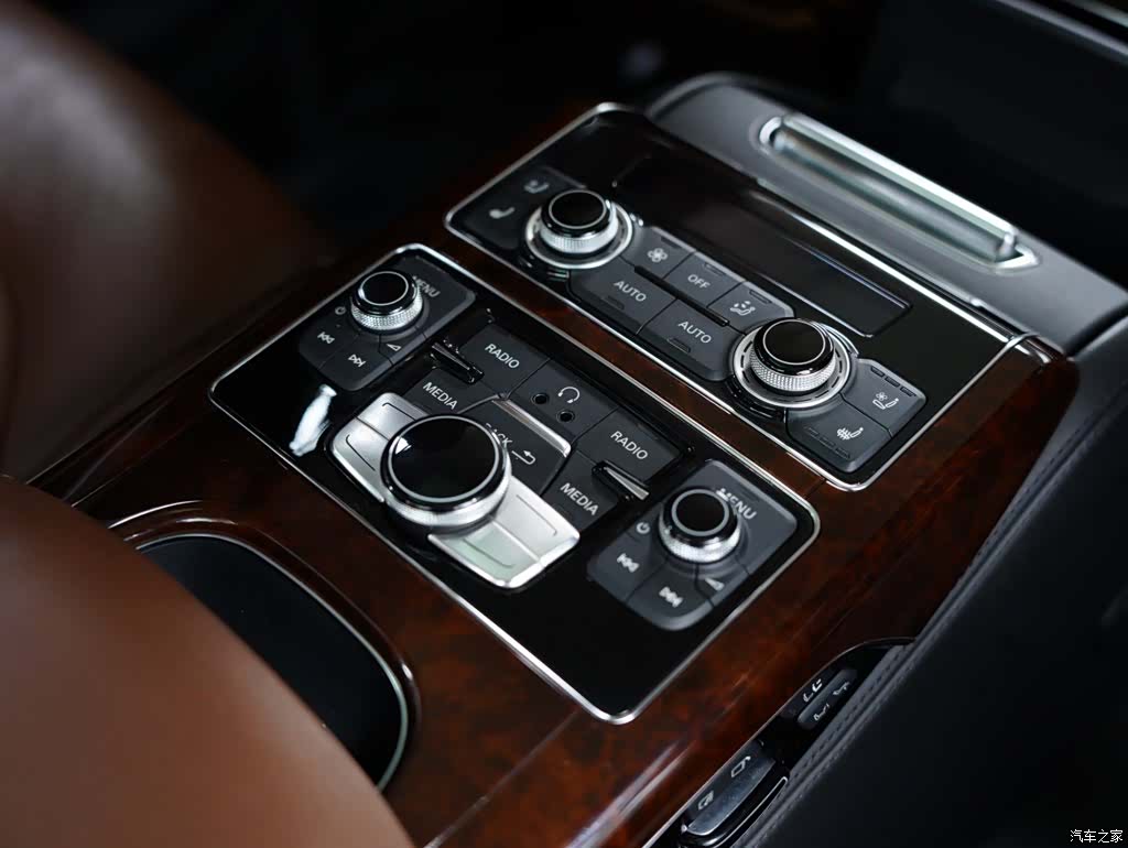 Audi A8L, 2013 48