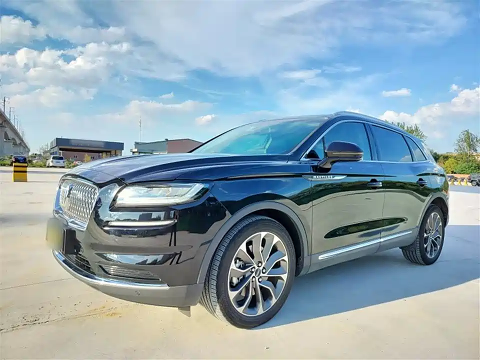 Lincoln Navigator