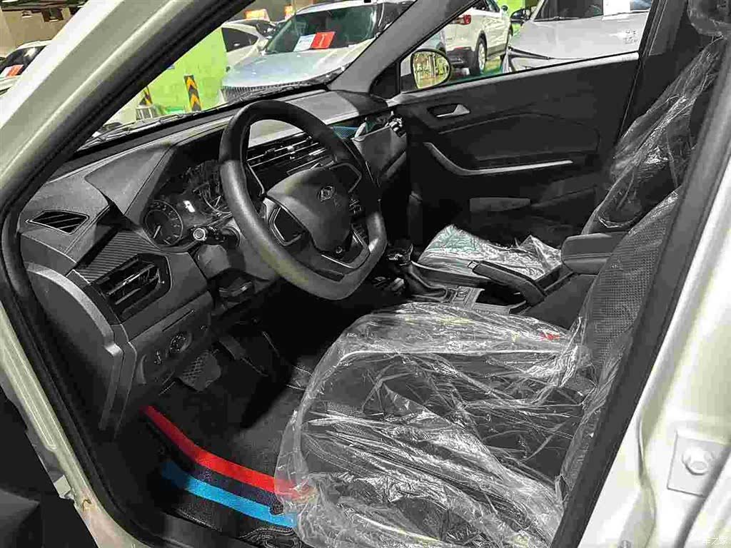 Chery 3x, 2026 все фото