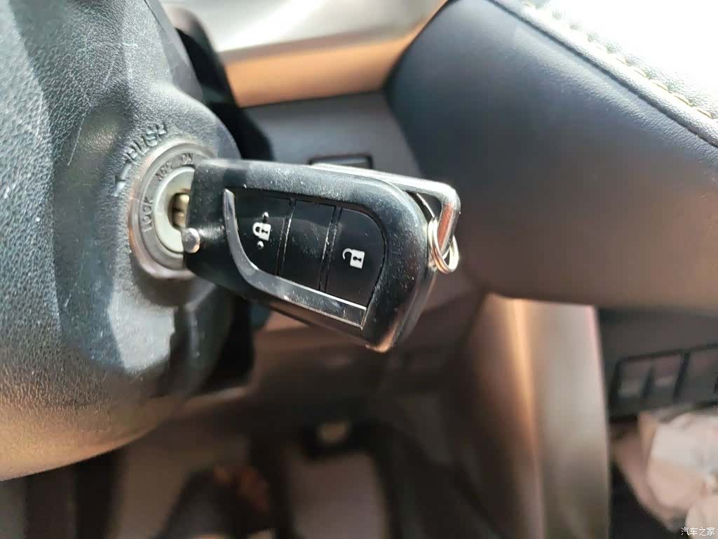 Toyota RAV4, 2016 12