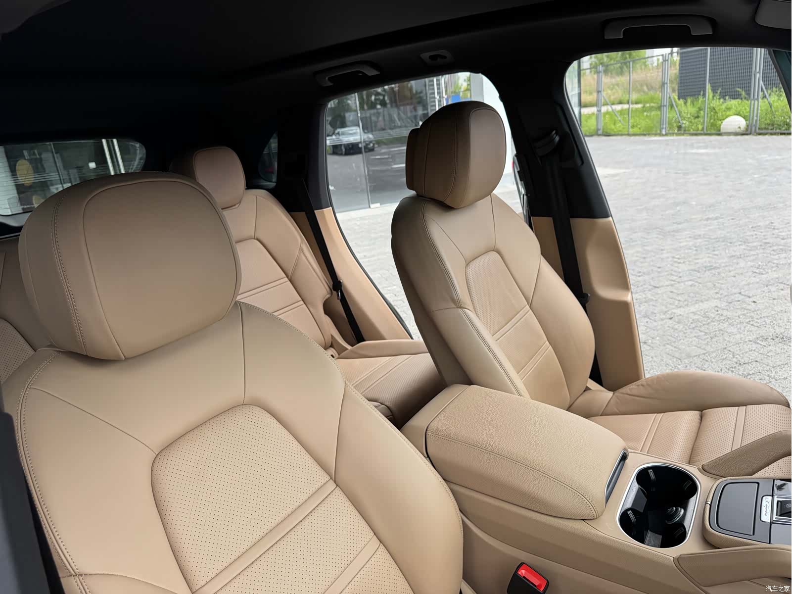 Porsche Cayenne, 2018 11