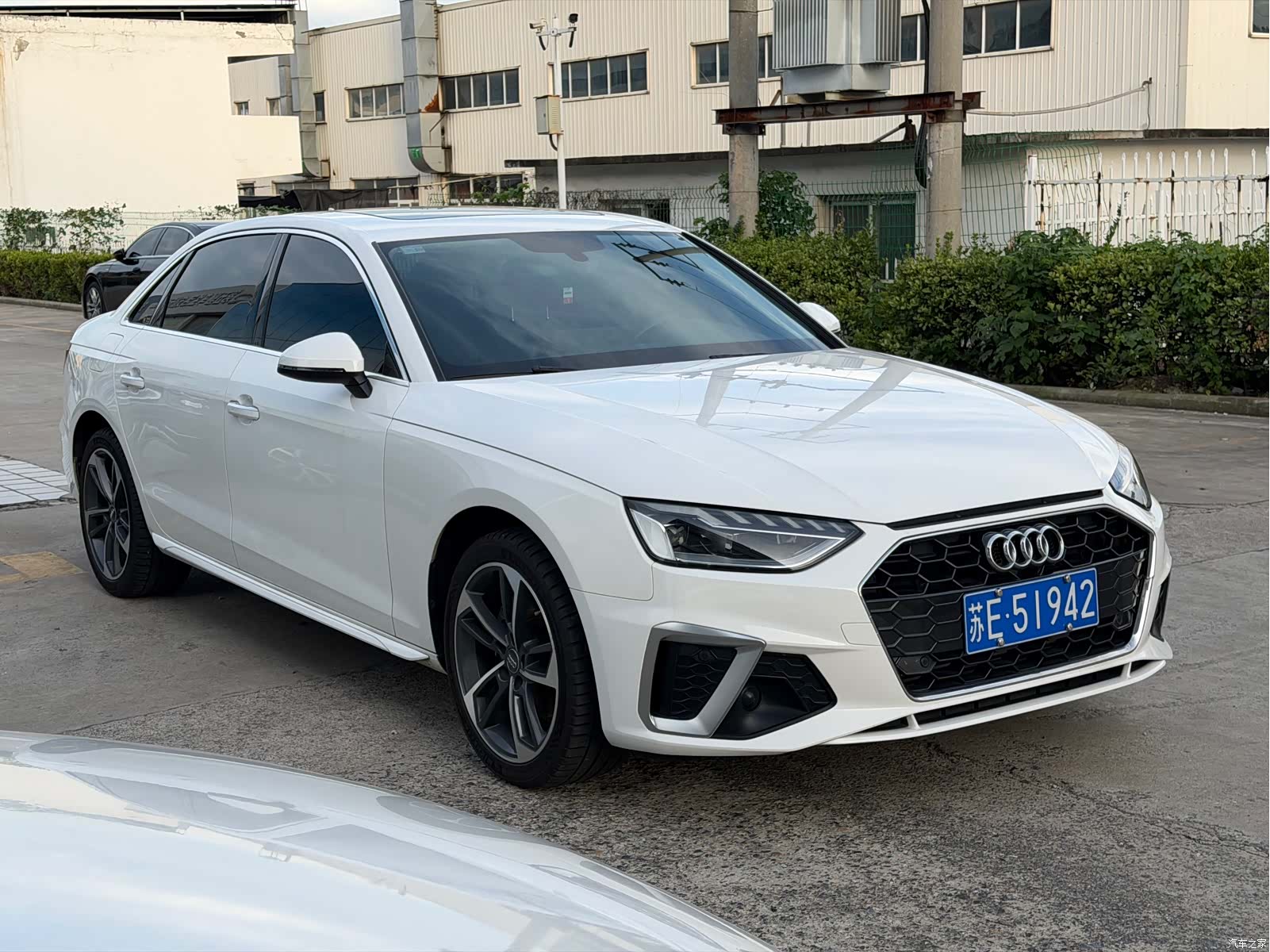 Audi A4L, 2021 3