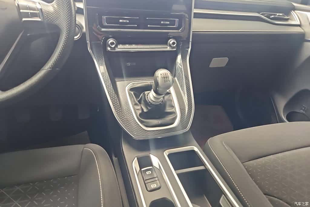 Haval M6, 2021 16