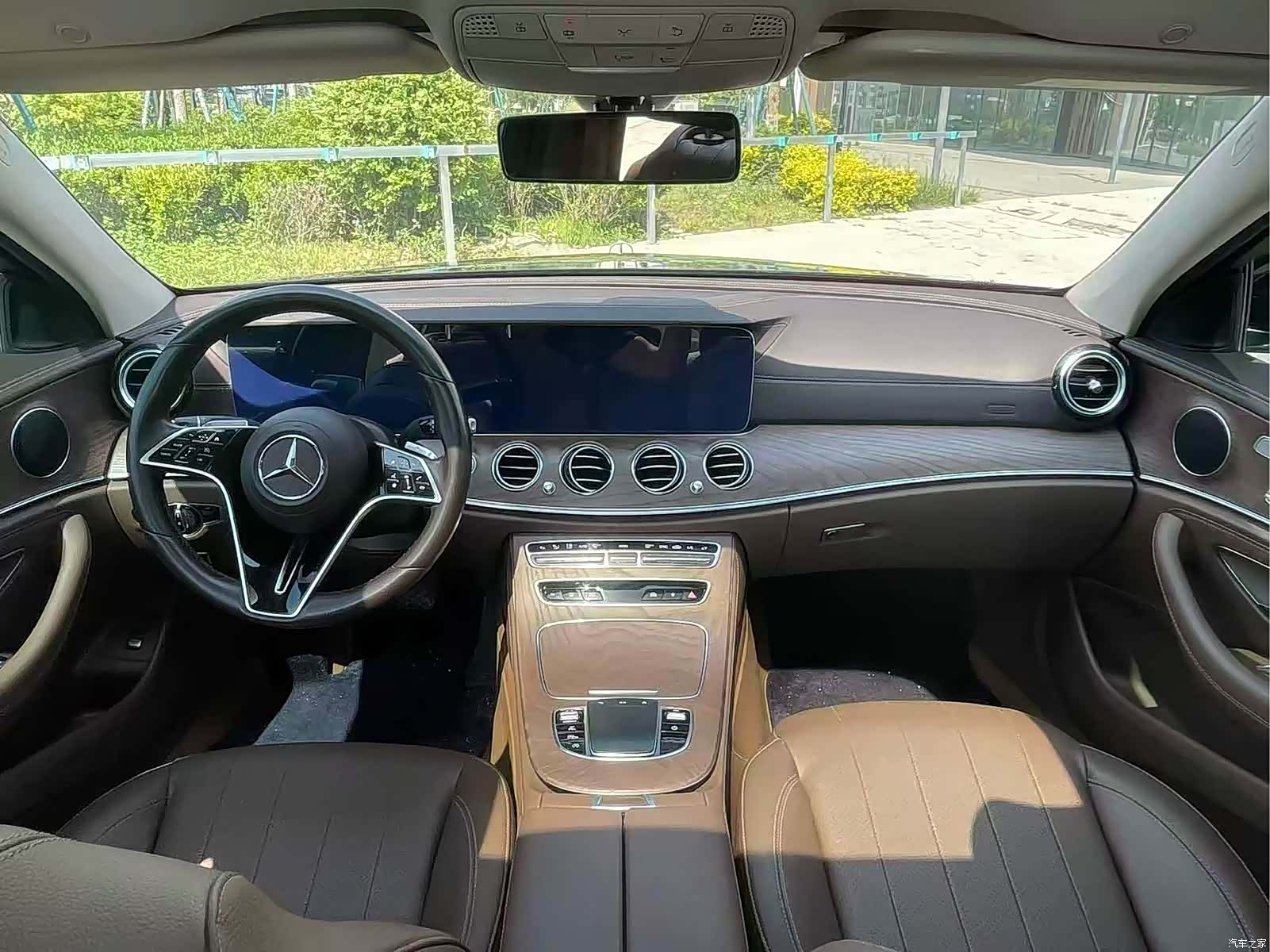 Mercedes-Benz E-Class, 2022 все фото