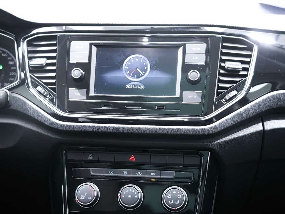 Volkswagen T-ROC exploring Songs