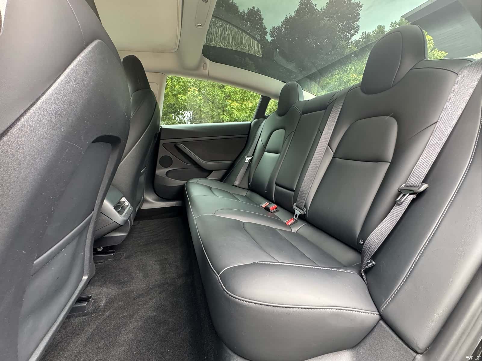 Tesla Model 3, 2022 6