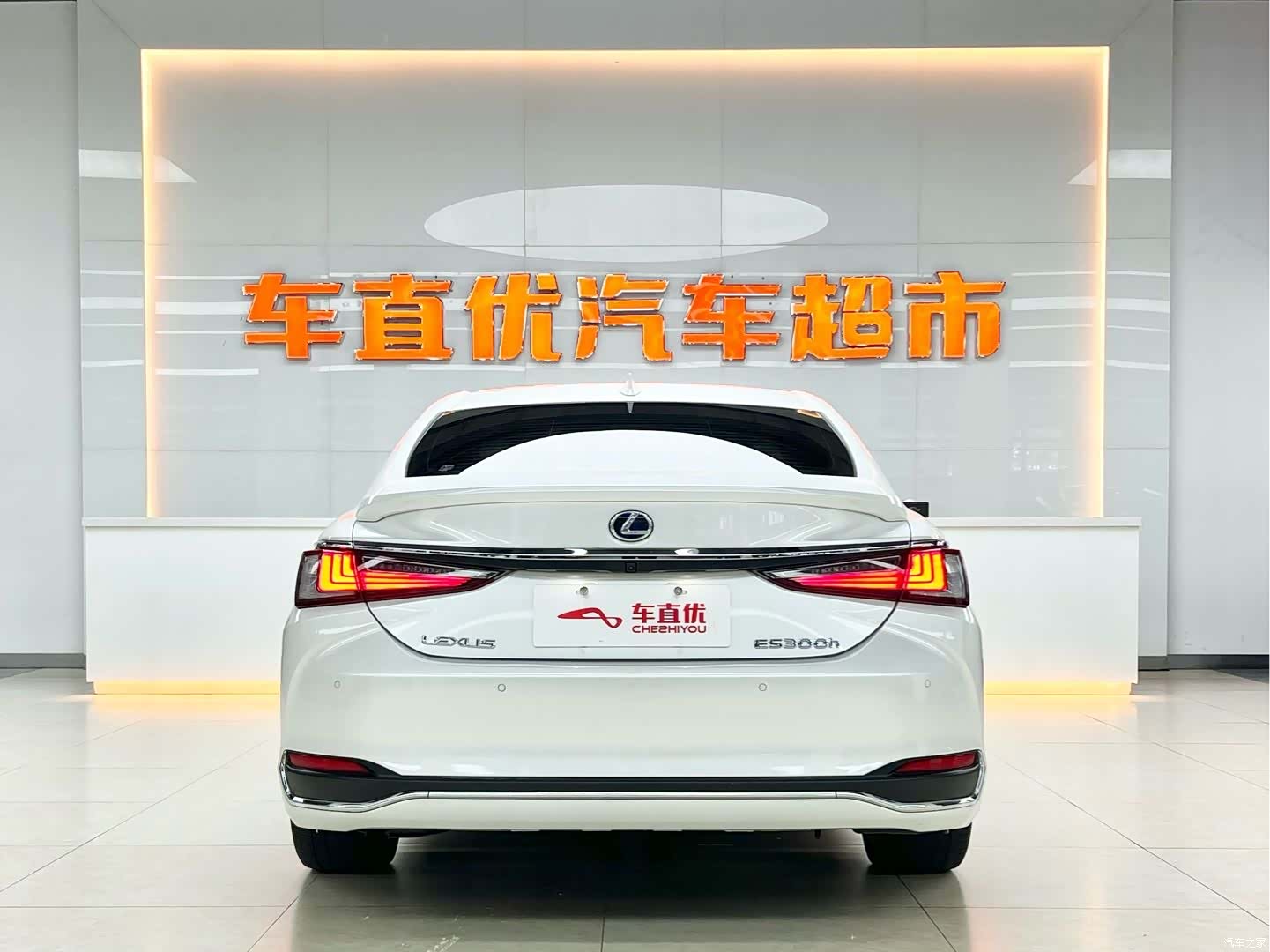 Lexus ES, 2021 6