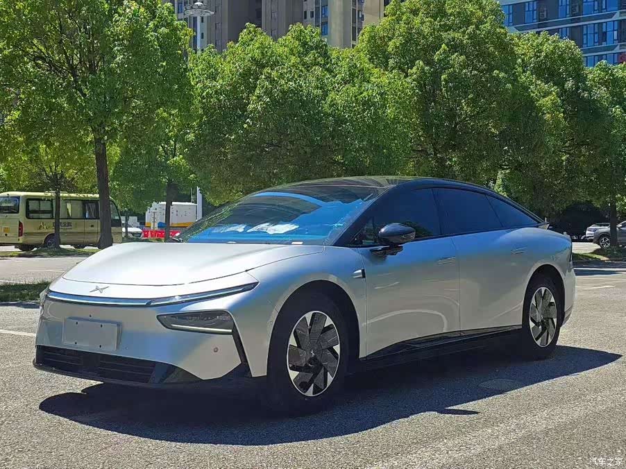Xpeng P7, 2025 1