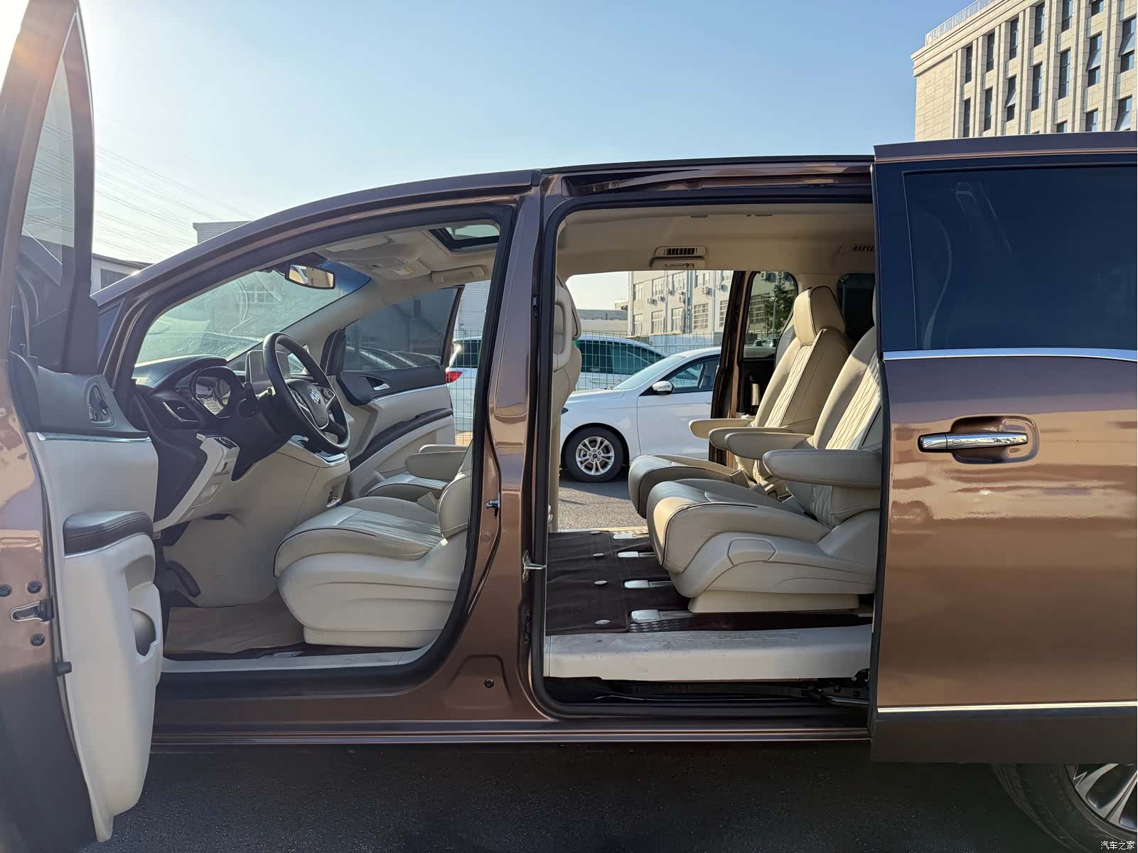 Buick GL8, 2021 14